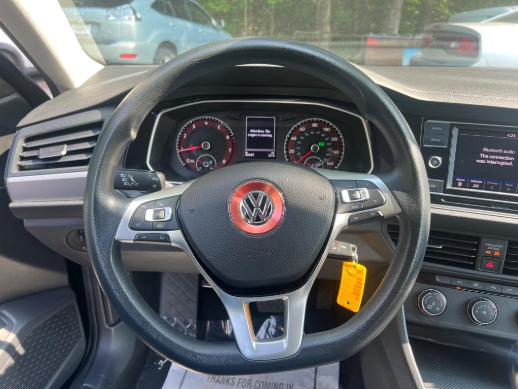 2019 Volkswagen Jetta S photo