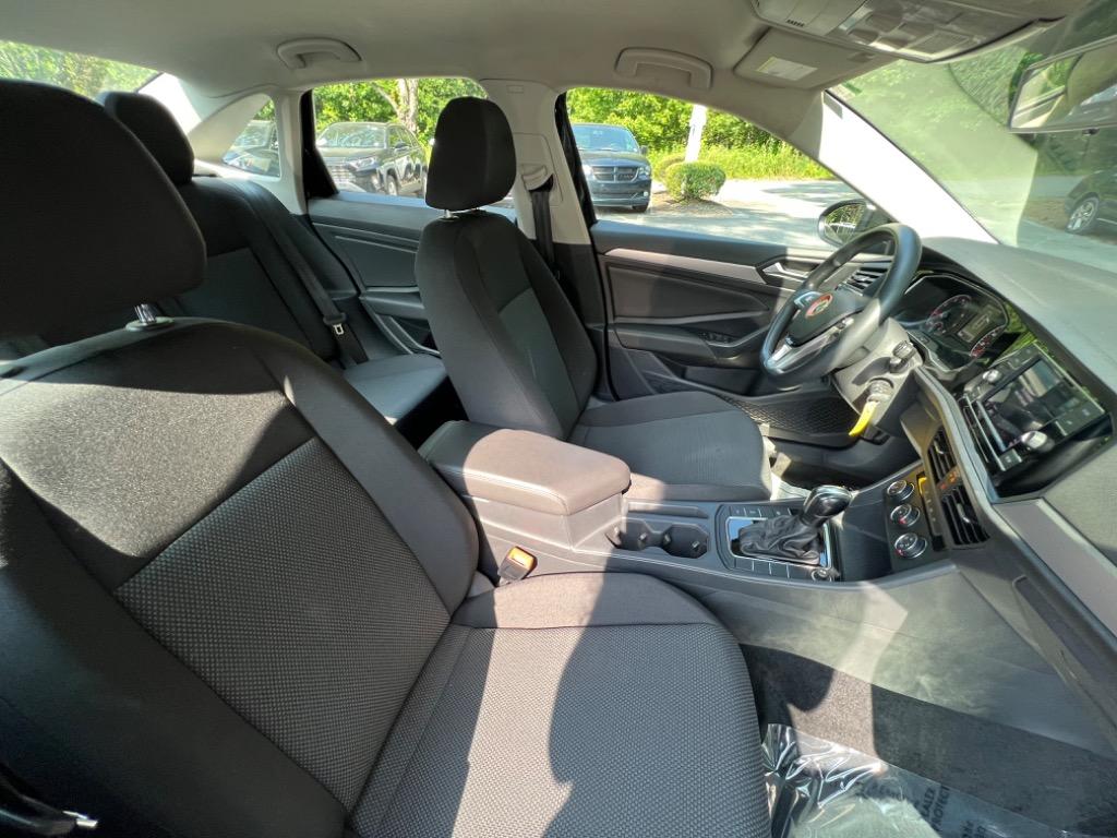 2019 Volkswagen Jetta S photo