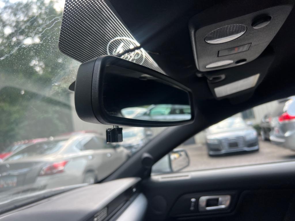 2020 Ford Mustang Eco photo