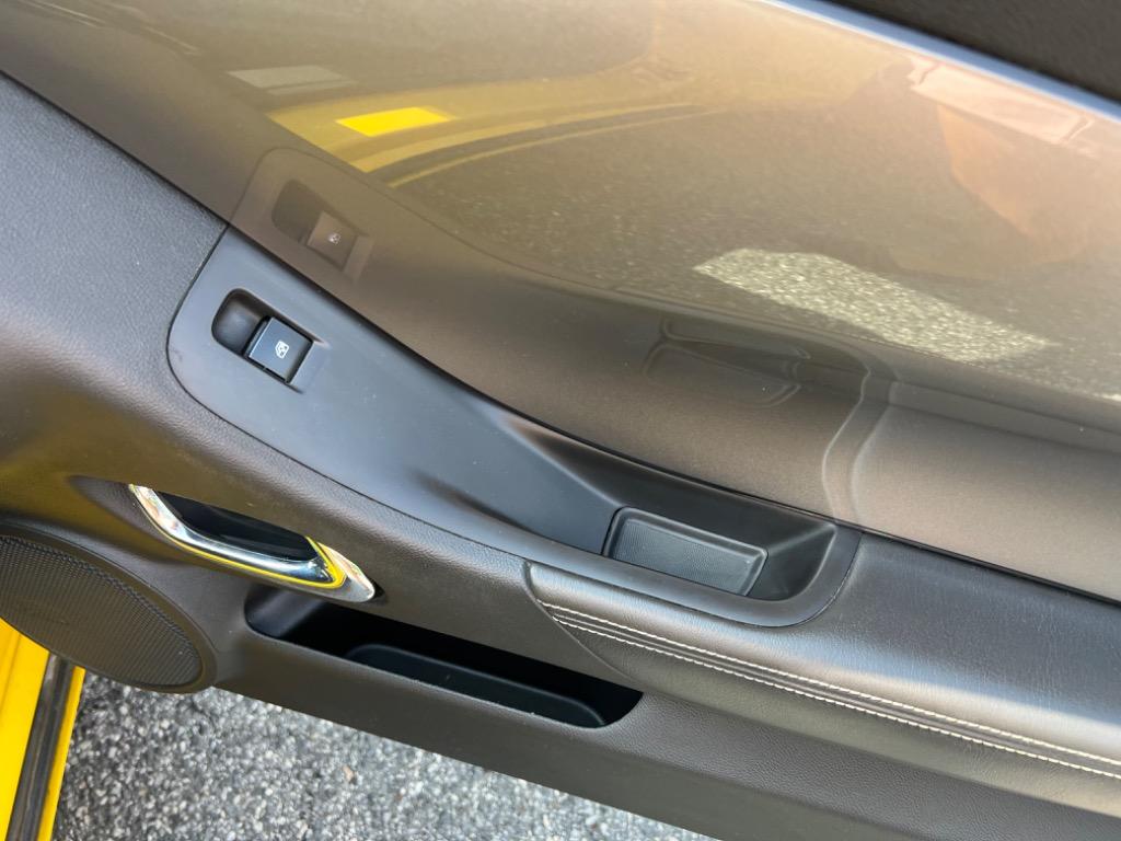 2011 Chevrolet Camaro LT photo
