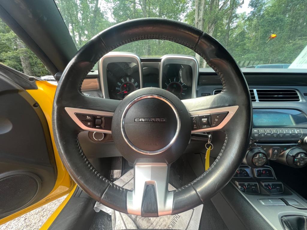 2011 Chevrolet Camaro LT photo