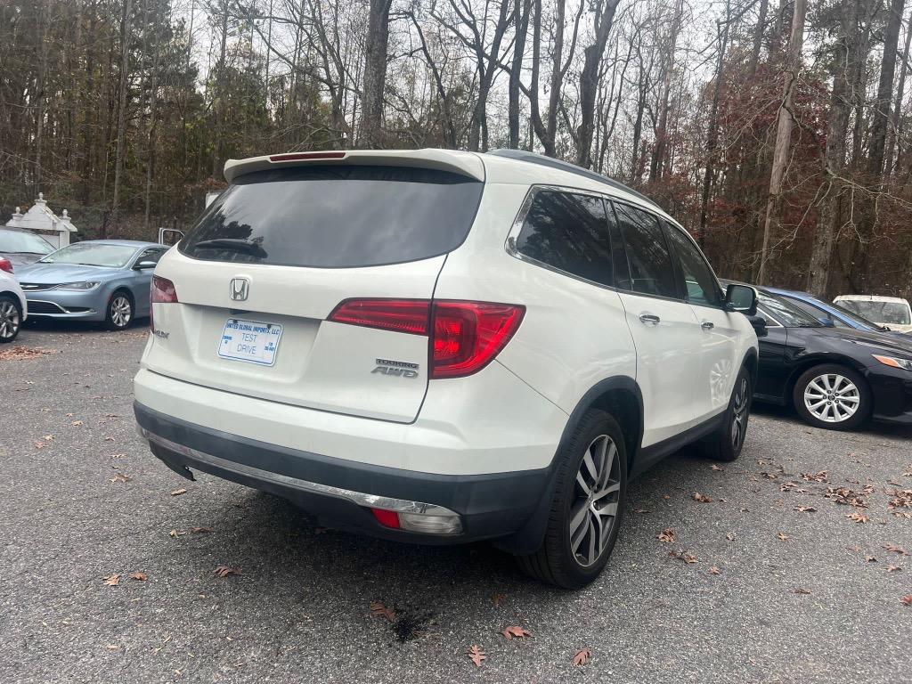 2018 Honda Pilot Touring photo