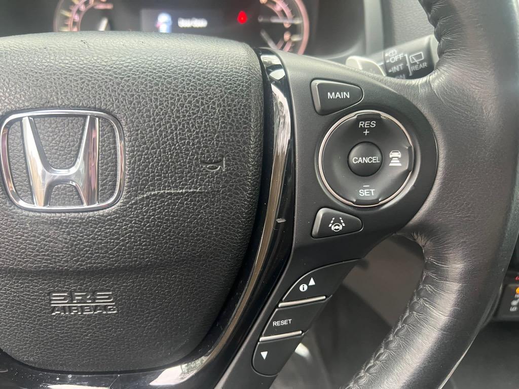 2018 Honda Pilot Touring photo