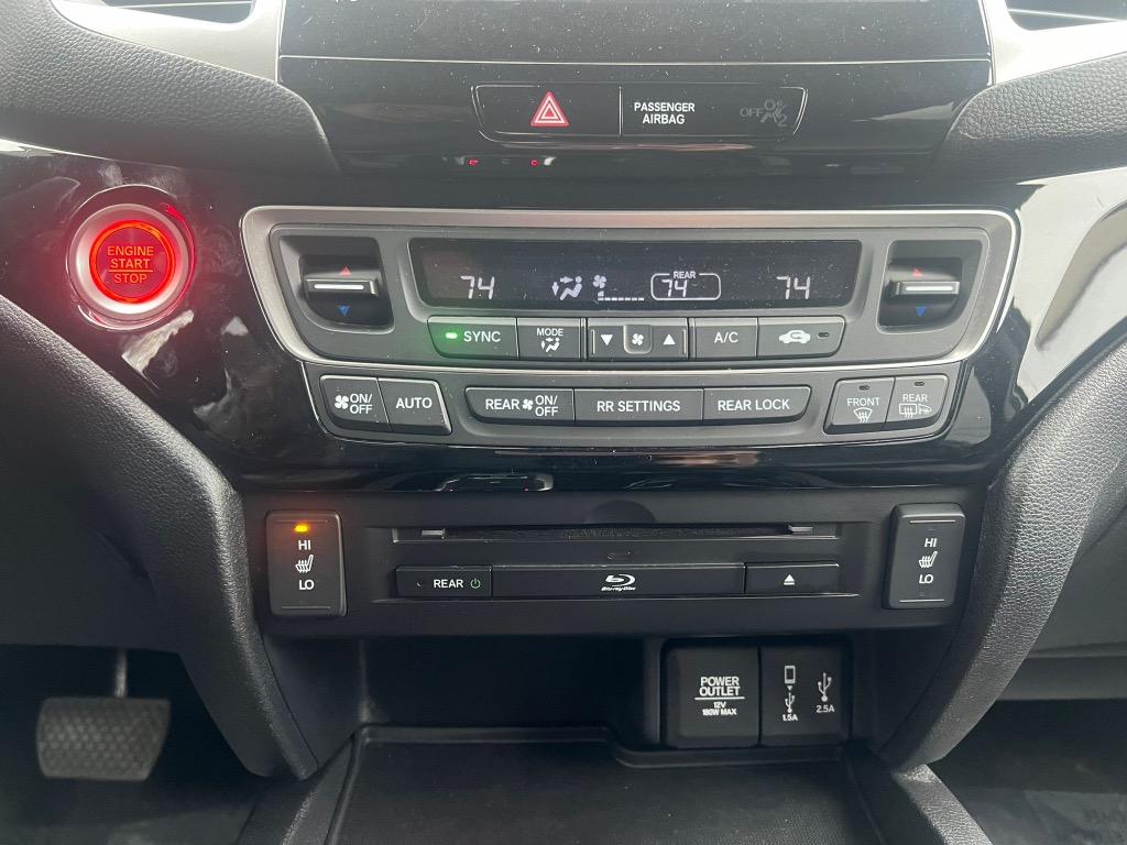 2018 Honda Pilot Touring photo