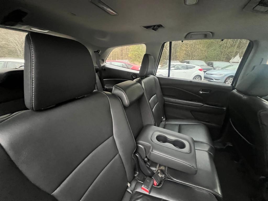 2018 Honda Pilot Touring photo