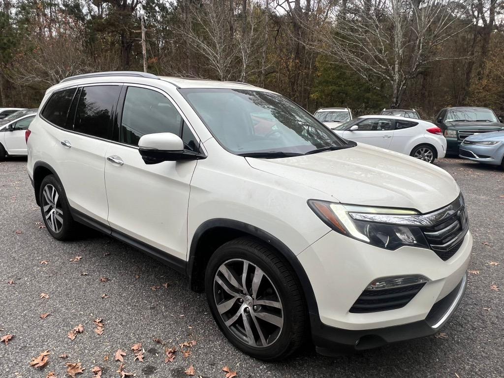2018 Honda Pilot Touring photo