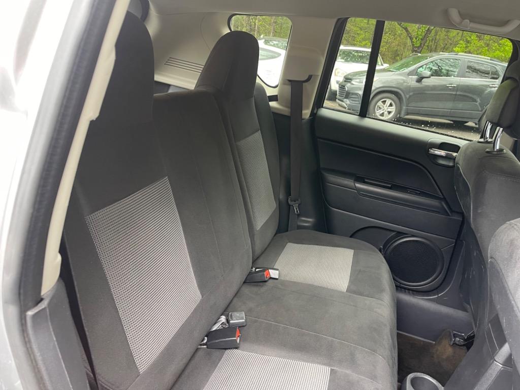 2016 Jeep Compass Sport photo