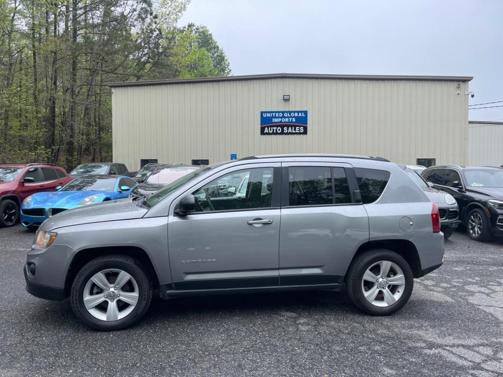 2016 Jeep Compass Sport photo