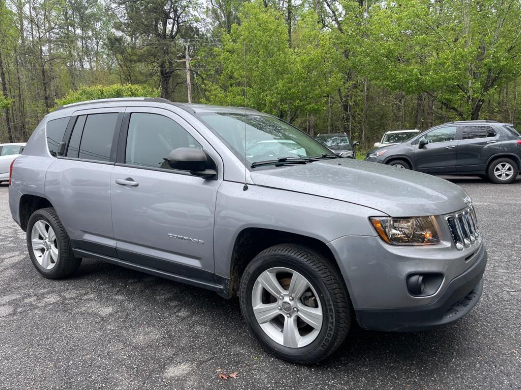 2016 Jeep Compass Sport photo