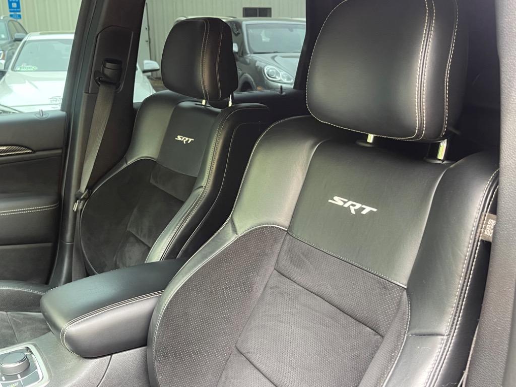 2015 Jeep Grand Cherokee SRT photo
