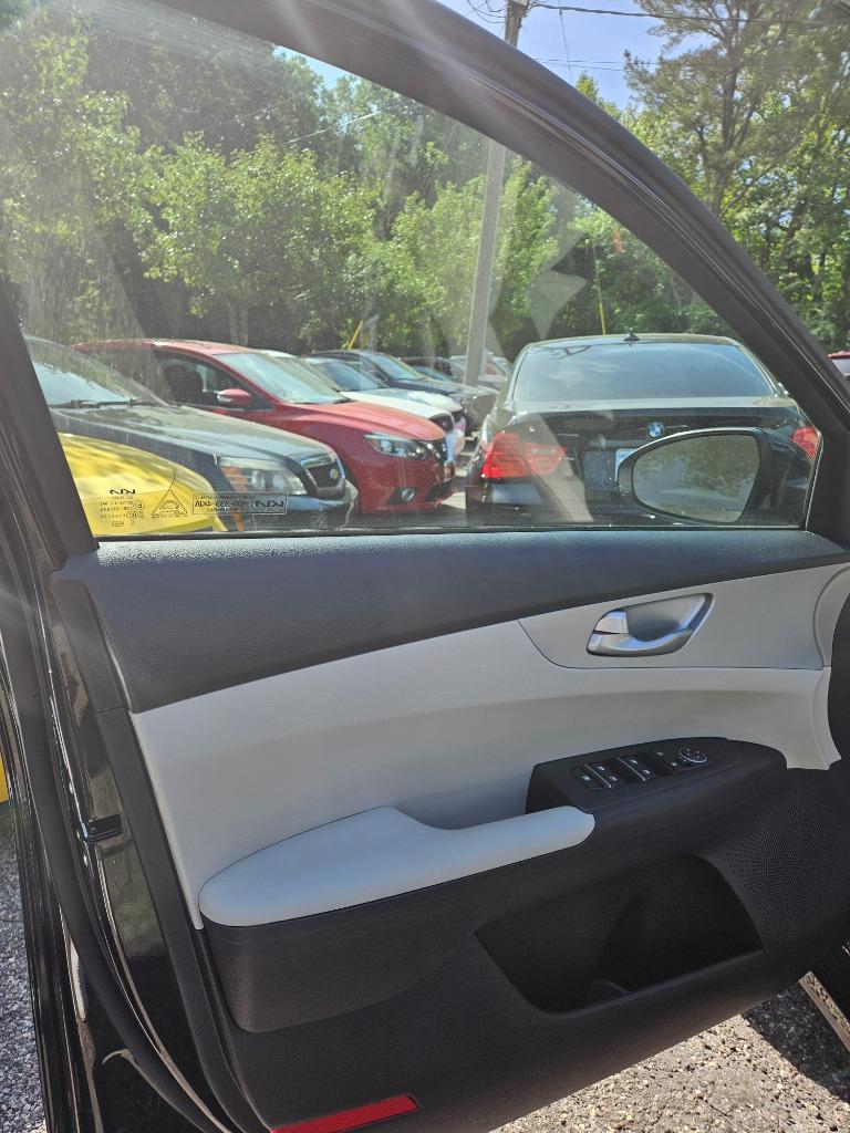 2023 Kia Forte - $17,485
