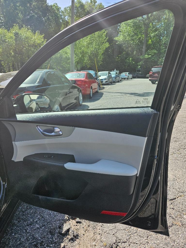 2023 Kia Forte - $17,485
