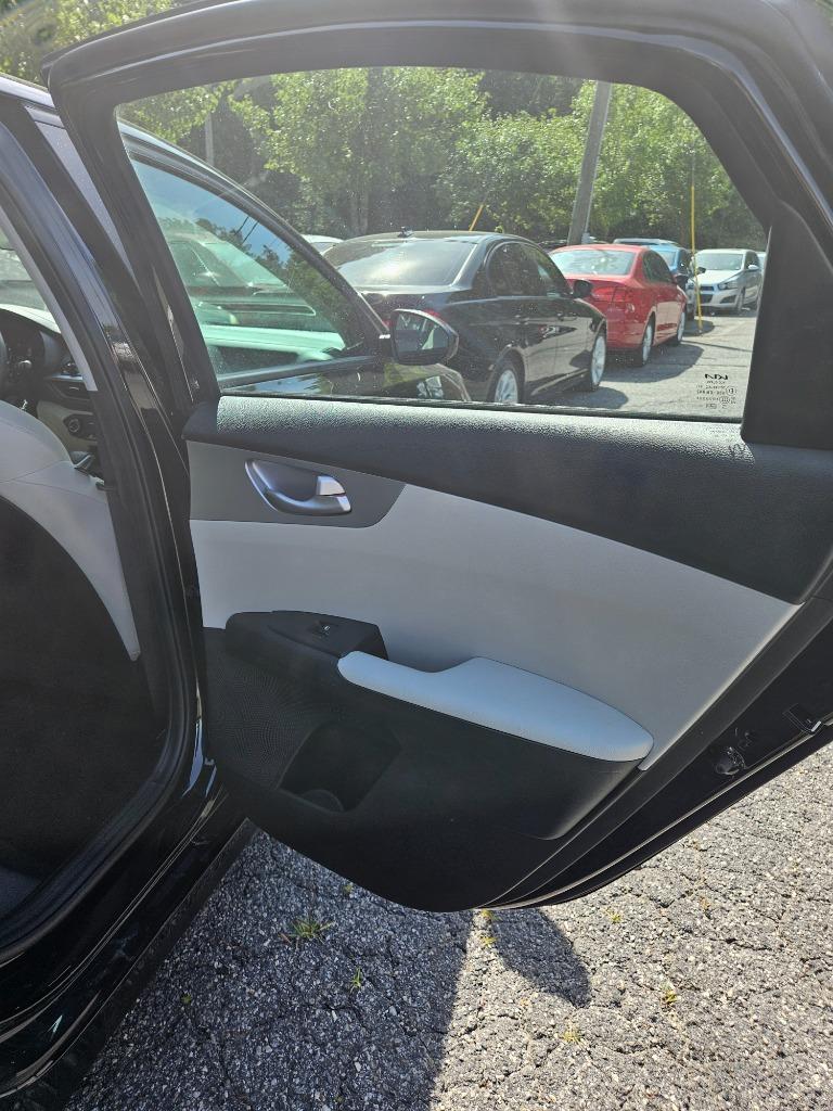 2023 Kia Forte - $17,485
