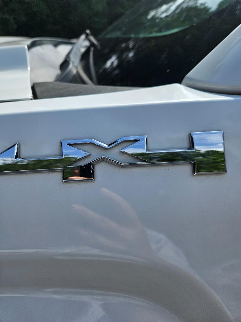 2017 GMC Sierra - $42,985