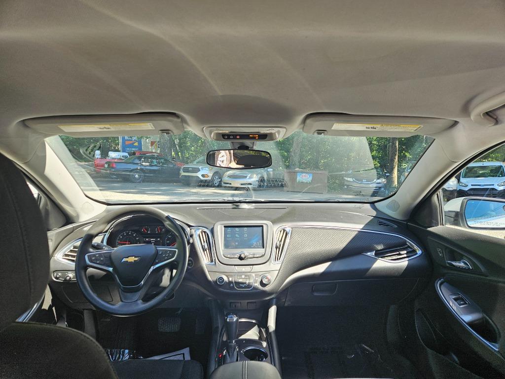 2018 Chevrolet Malibu - $13,900