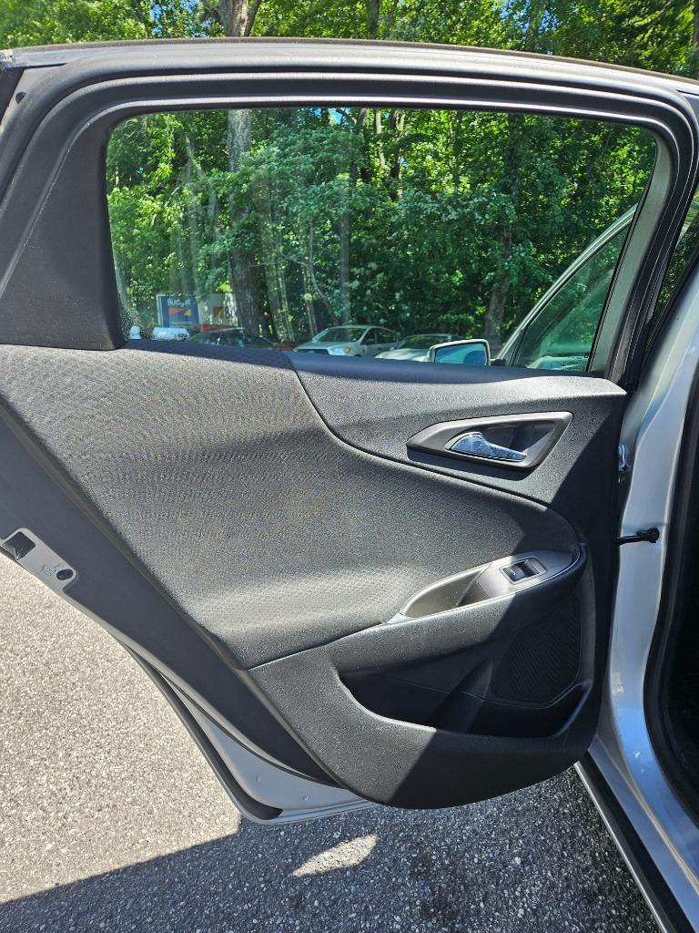 2018 Chevrolet Malibu - $13,900