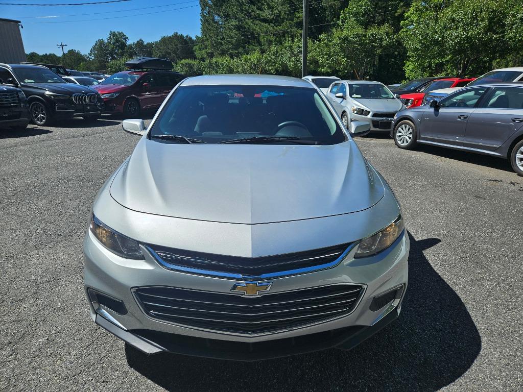 2018 Chevrolet Malibu - $13,900