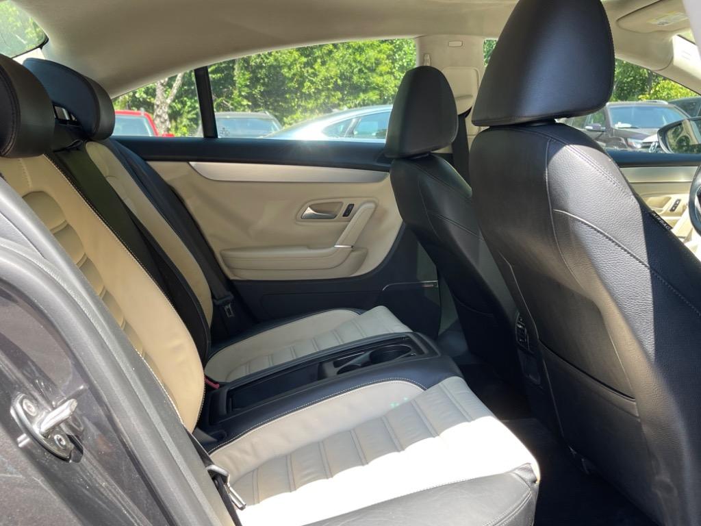 2009 Volkswagen Passat - $6,100