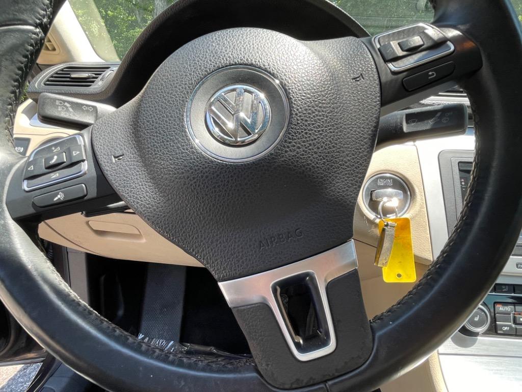 2009 Volkswagen Passat - $6,100