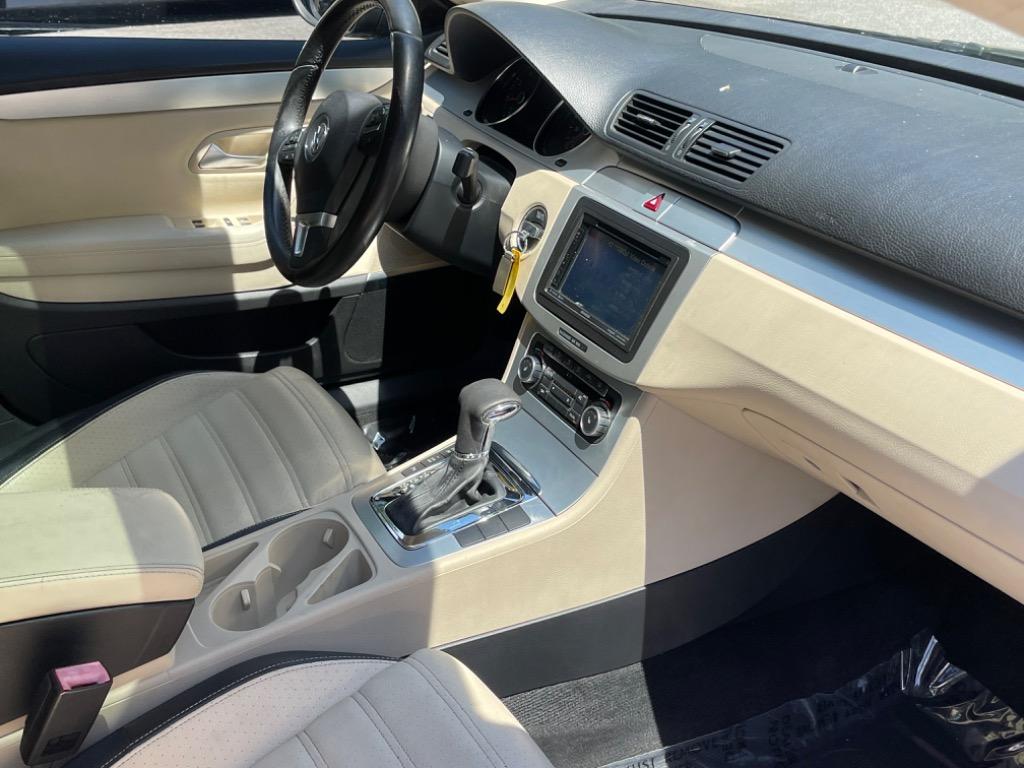 2009 Volkswagen Passat - $6,100
