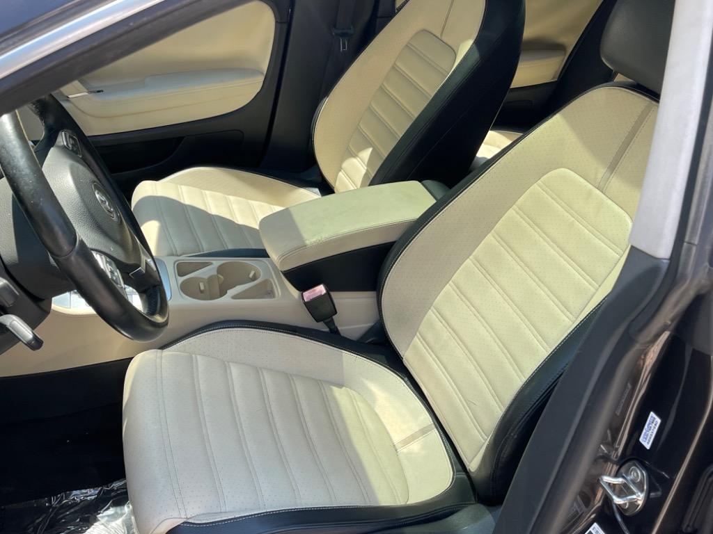 2009 Volkswagen Passat - $6,100