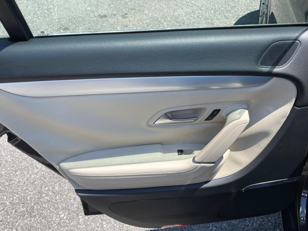 2009 Volkswagen Passat - $6,100