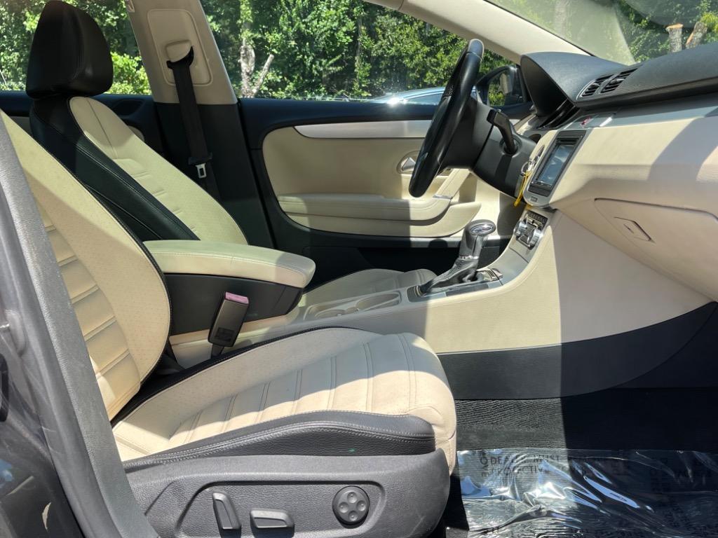 2009 Volkswagen Passat - $6,100