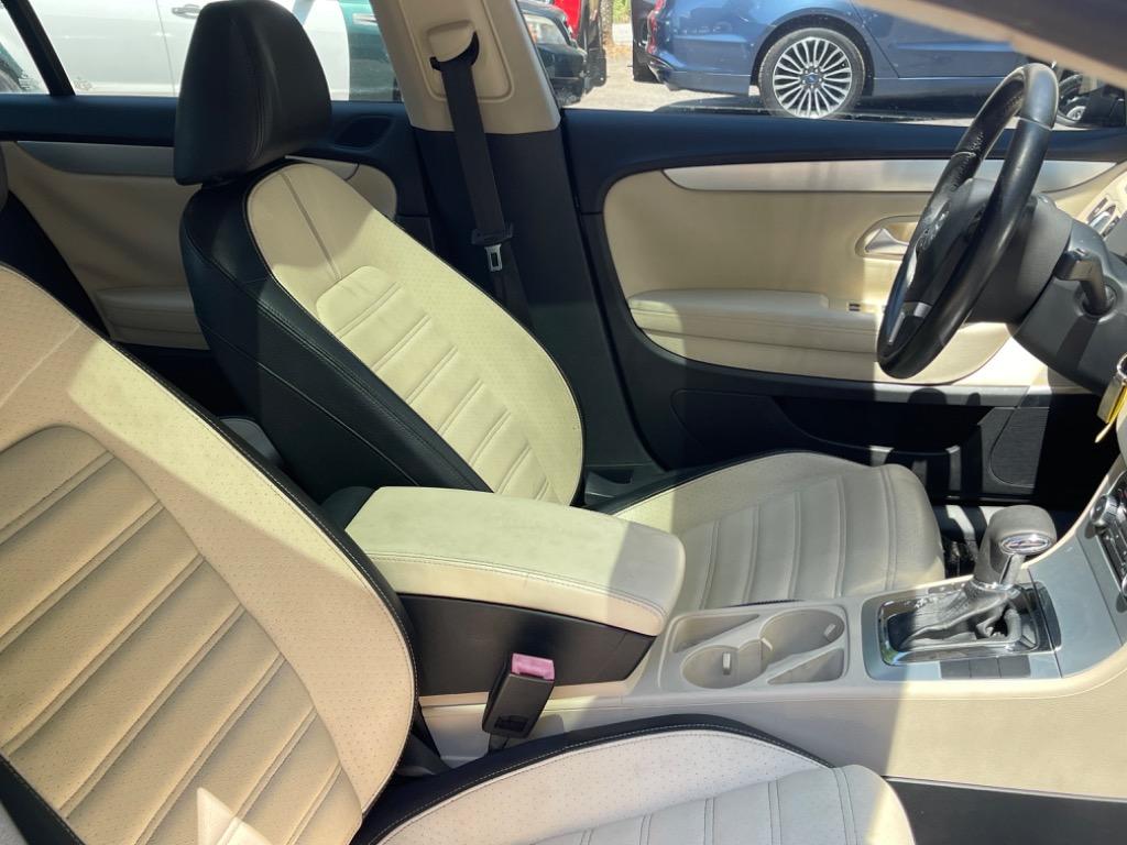 2009 Volkswagen Passat - $6,100