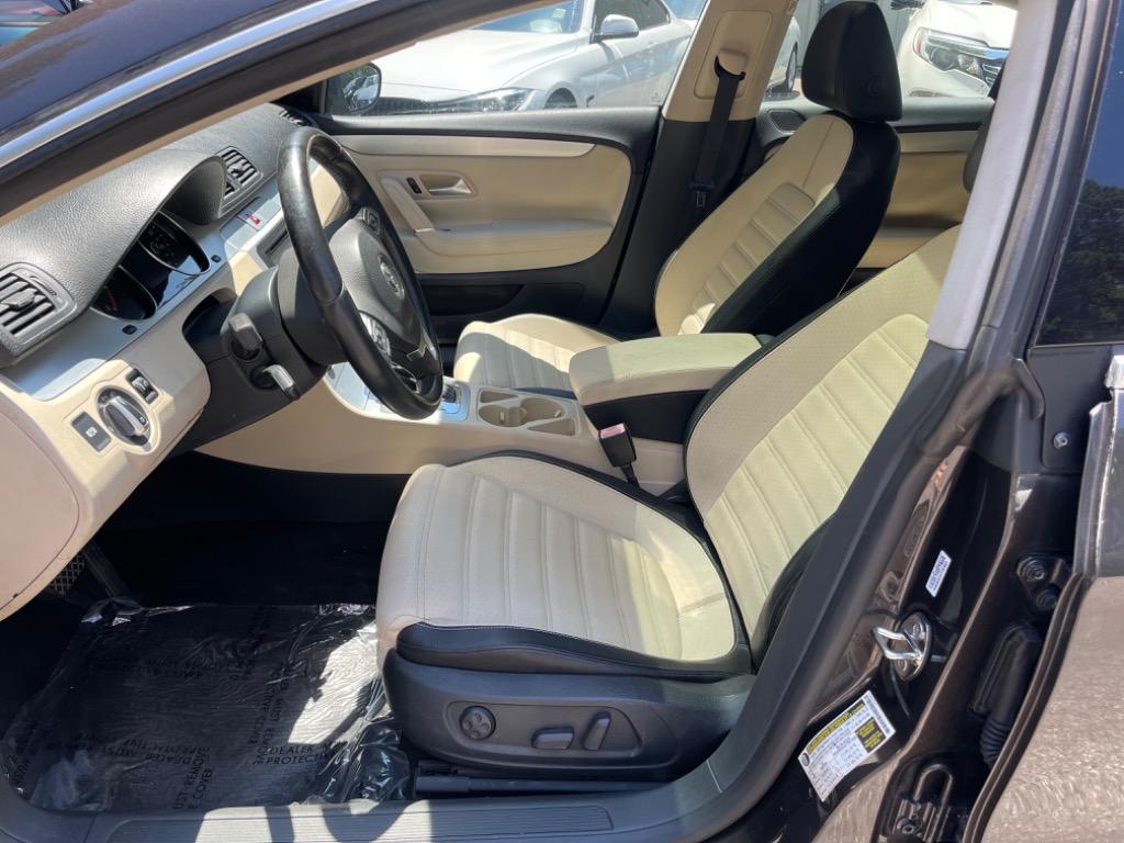 2009 Volkswagen Passat - $6,100