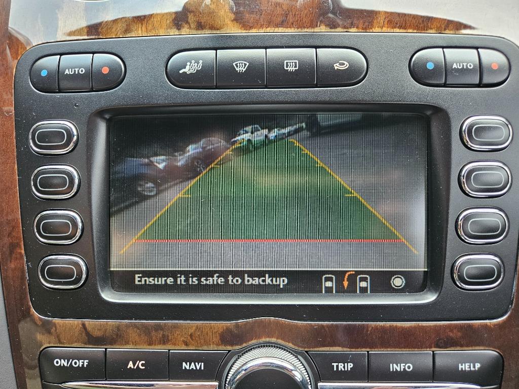2009 Bentley MDX photo