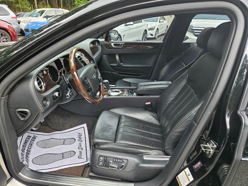 2009 Bentley MDX photo