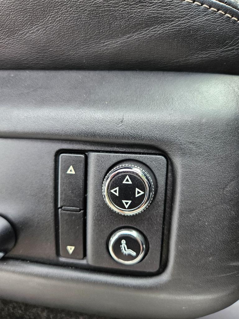 2009 Bentley MDX photo