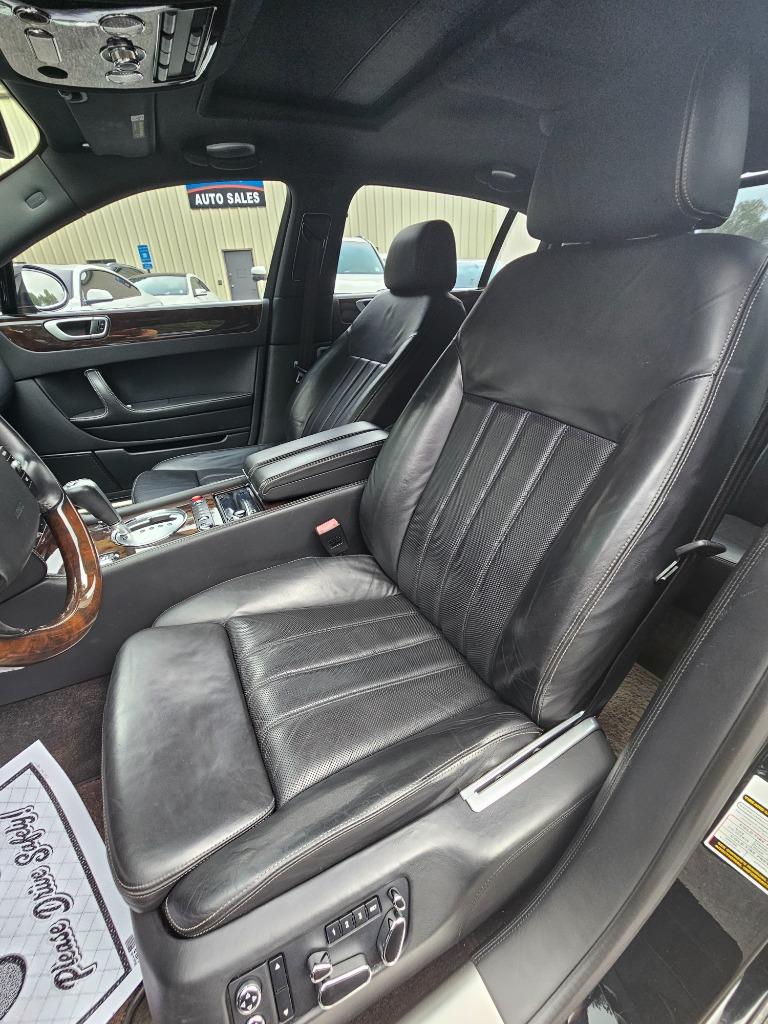 2009 Bentley MDX photo