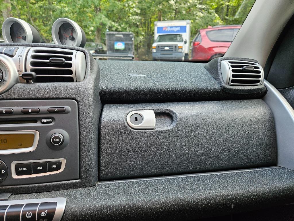 2009 smart Fortwo pure photo