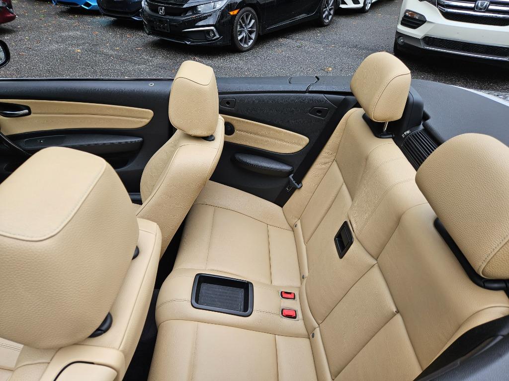 2013 BMW Legend 135i photo