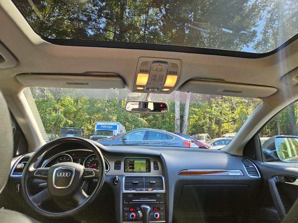 2010 Audi Q7 3.6 quattro Premium Plus photo