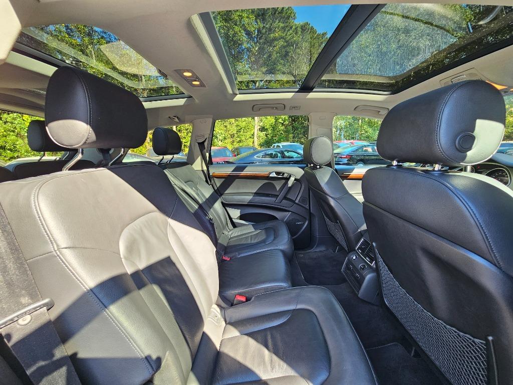 2010 Audi Q7 3.6 quattro Premium Plus photo
