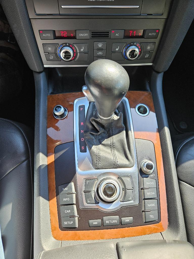 2010 Audi Q7 3.6 quattro Premium Plus photo