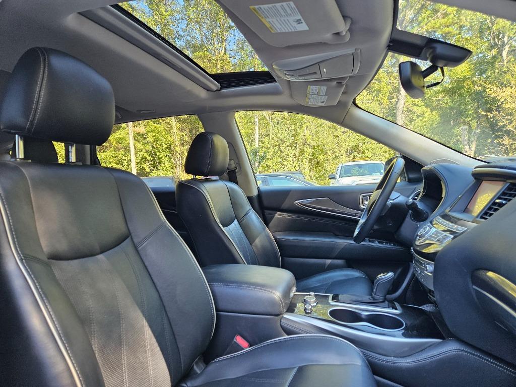 2017 INFINITI QX60 - $16,985