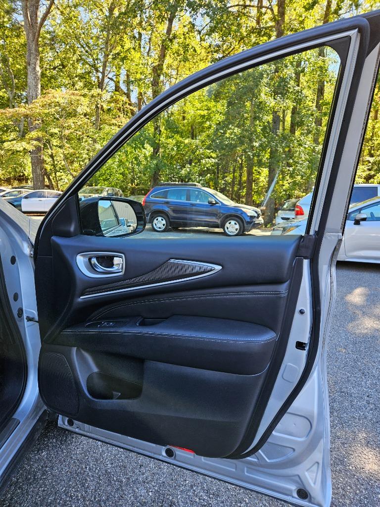 2017 Infiniti QX60  photo