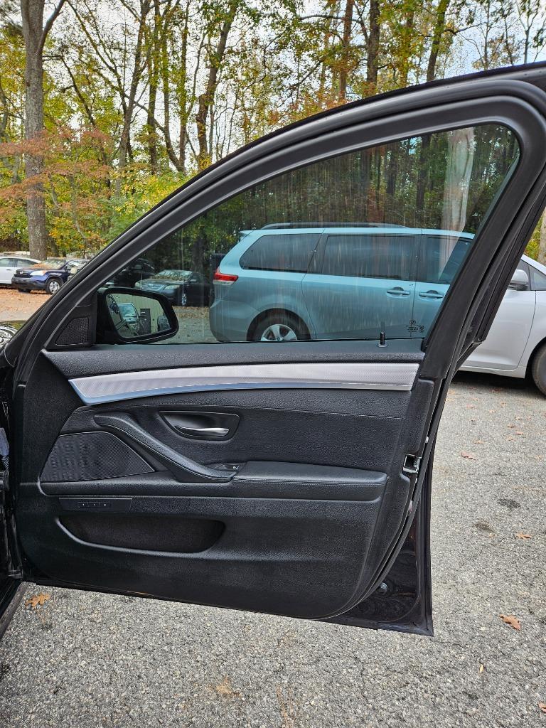2013 BMW 550i - $10,300