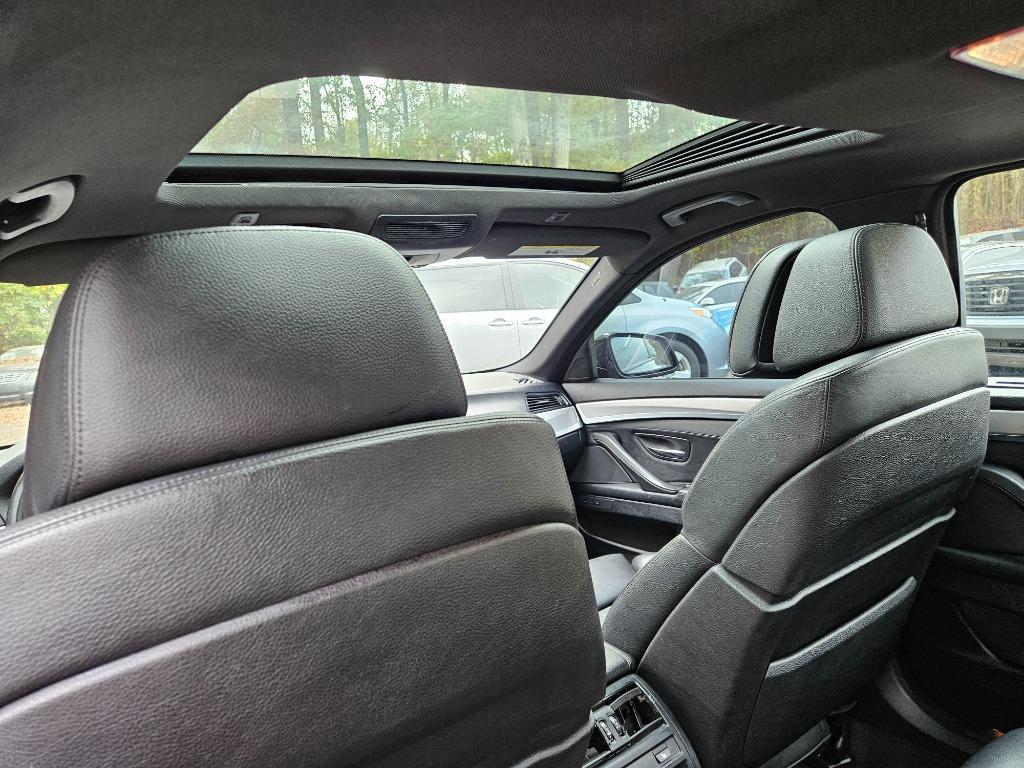2013 BMW 550i - $10,300
