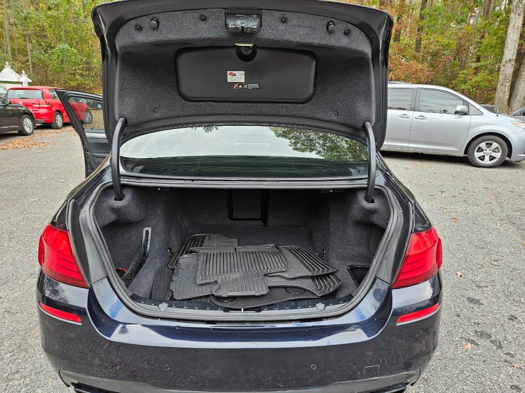 2013 BMW 550i - $10,300