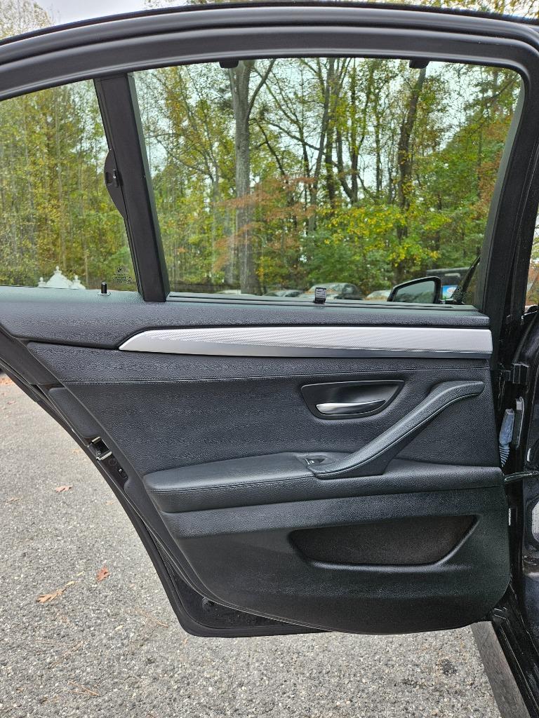 2013 BMW 550i - $10,300