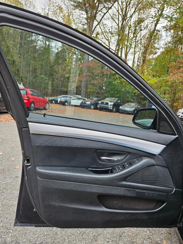 2013 BMW 550i - $10,300