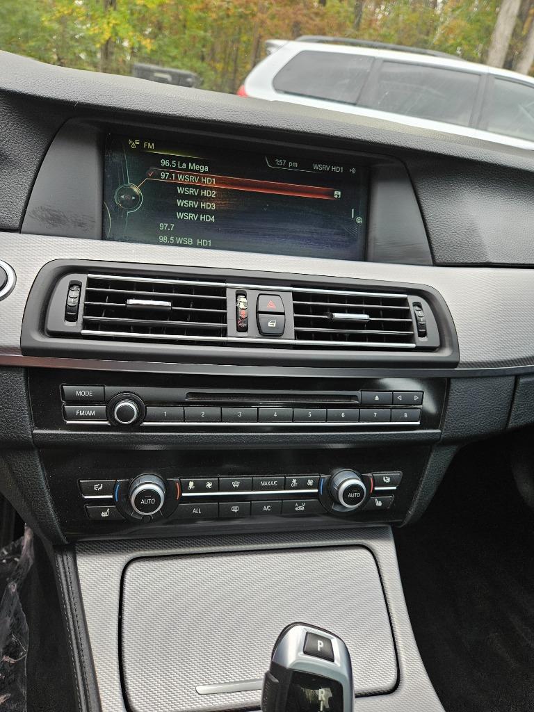2013 BMW MDX 550i xDrive photo