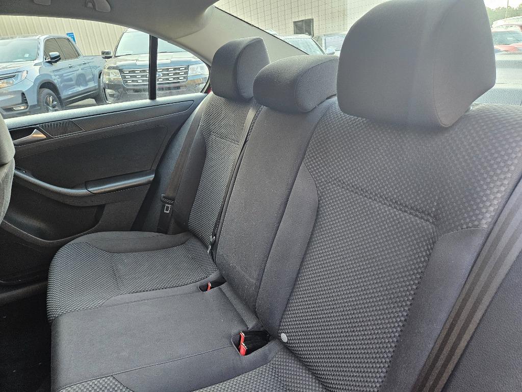2014 Volkswagen Jetta - $5,985