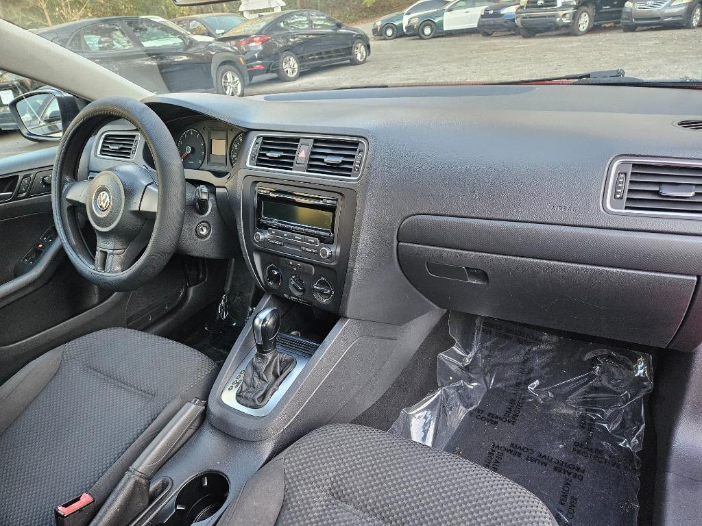 2014 Volkswagen Jetta - $5,985