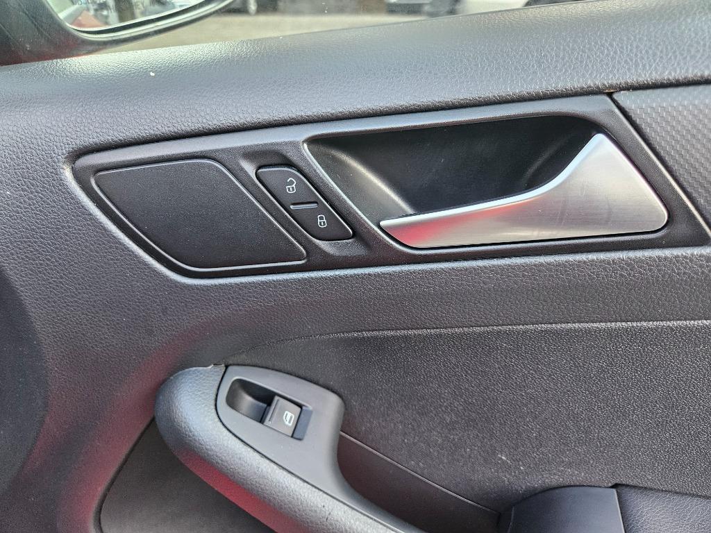 2014 Volkswagen Jetta S photo