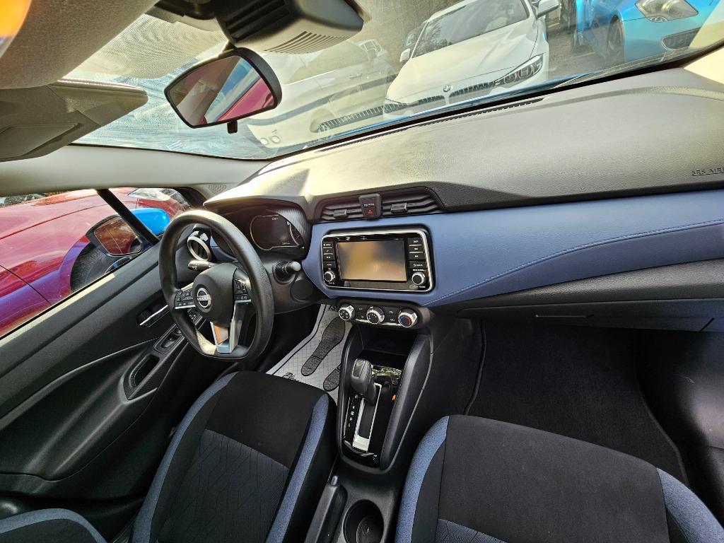 2023 Nissan Versa SV photo